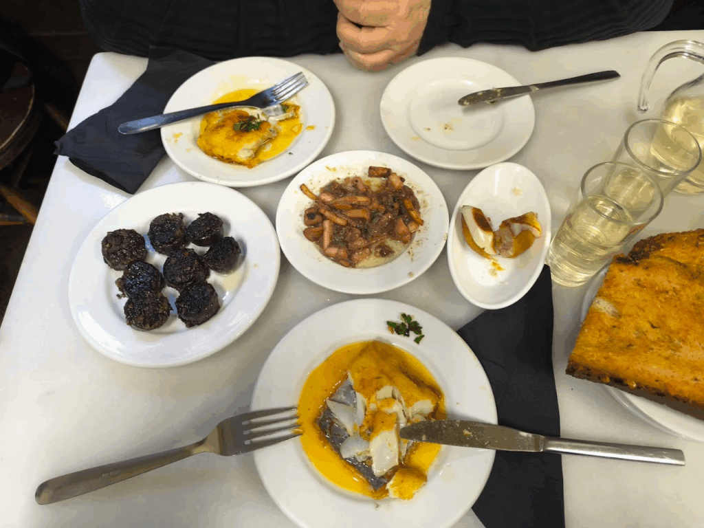 Los 10 mejores bares de tapas en Barcelona se